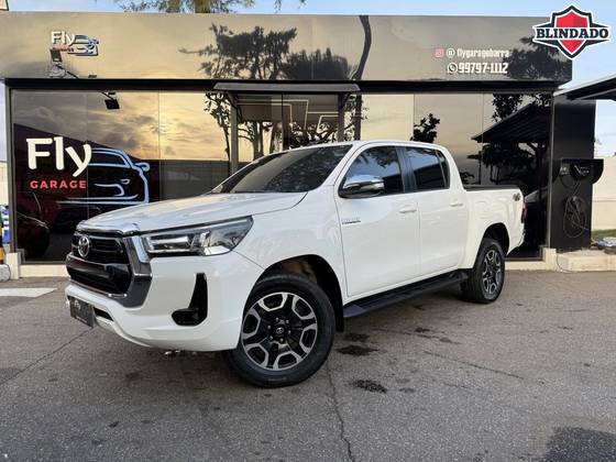 TOYOTA HILUX 2.8 SRV 4X4 CD 16V DIESEL 4P AUTOMÁTICO TOYOTA HILUX 2.8 SRV 4X4 CD 16V DIESEL 4P AUTOMÁTICO
